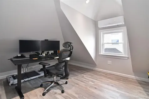 16 Badeau Place New Rochelle NY 10801