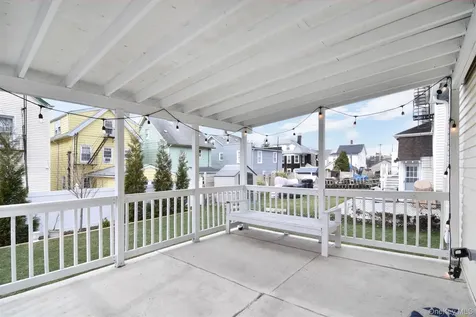 16 Badeau Place New Rochelle NY 10801