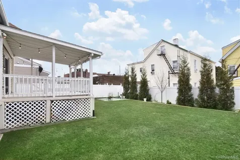 16 Badeau Place New Rochelle NY 10801