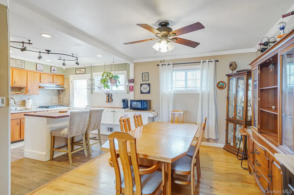 10 Pierre Drive Commack NY 11725