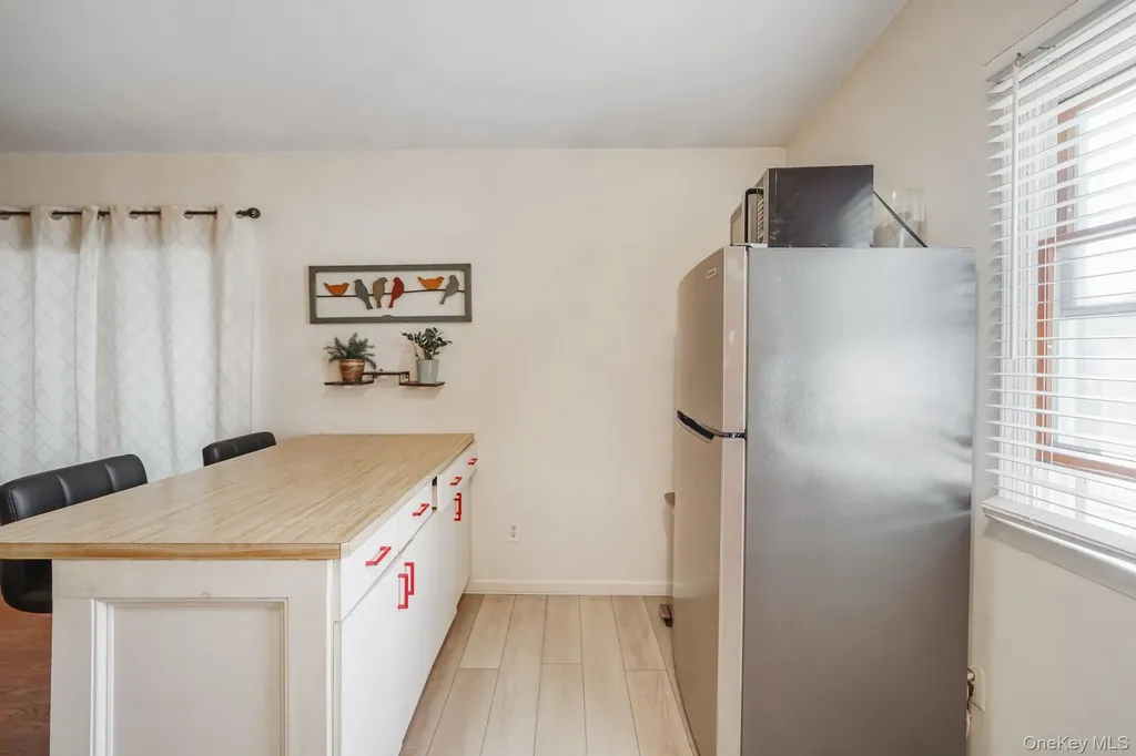 10 Pierre Drive Commack NY 11725