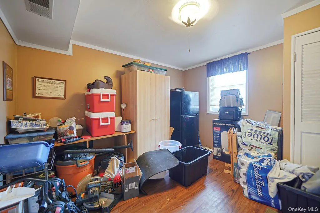 10 Pierre Drive Commack NY 11725