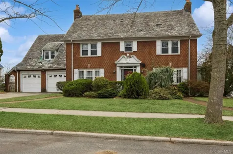 193-12 Foothill Avenue Holliswood NY 11423