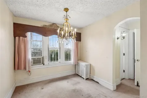 193-12 Foothill Avenue Holliswood NY 11423