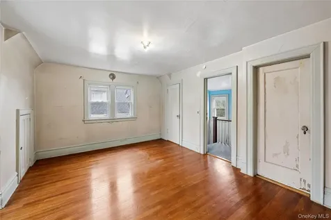 193-12 Foothill Avenue Holliswood NY 11423