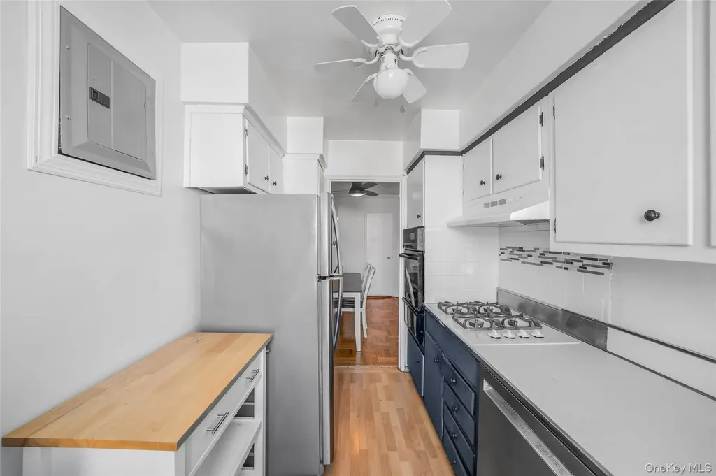 60 Hempstead Avenue Lynbrook NY 11563