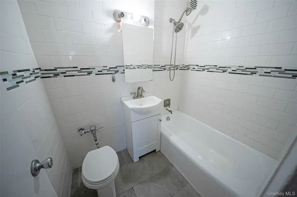 60 Hempstead Avenue Lynbrook NY 11563