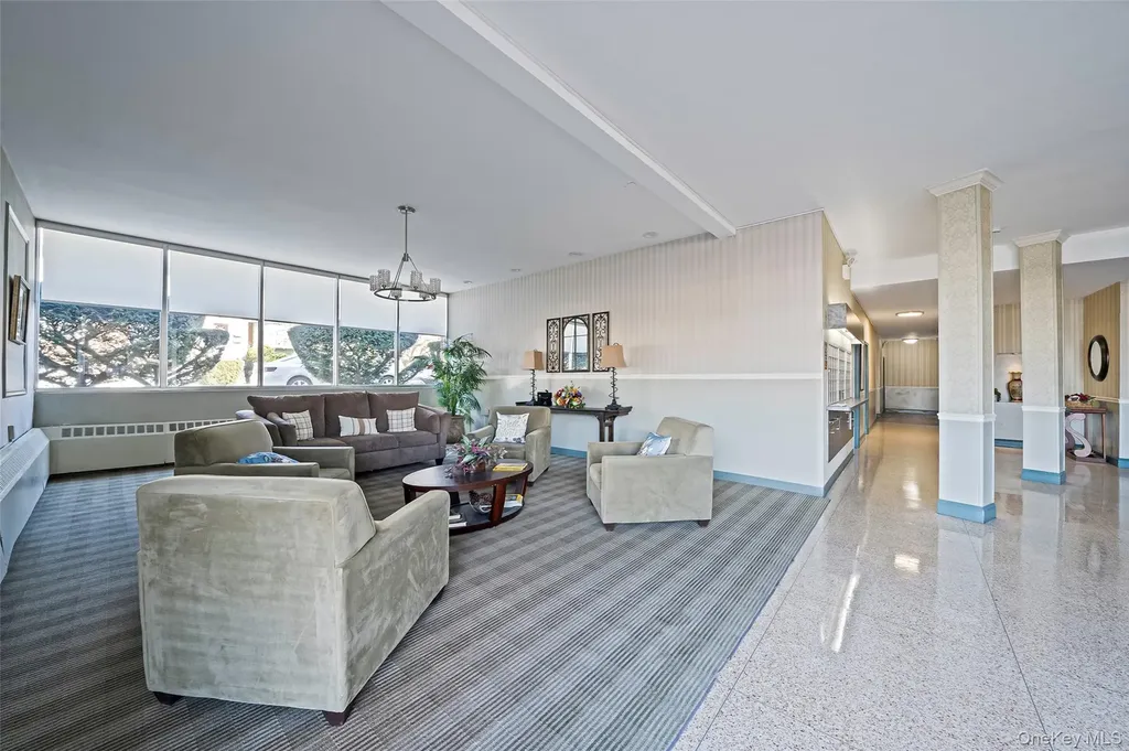 60 Hempstead Avenue Lynbrook NY 11563