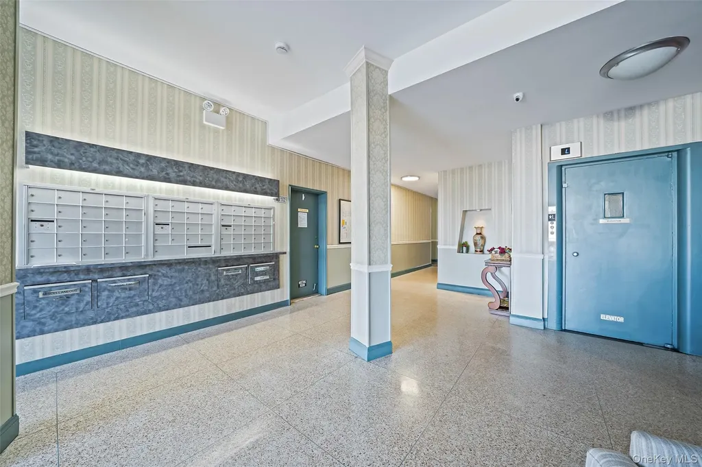 60 Hempstead Avenue Lynbrook NY 11563