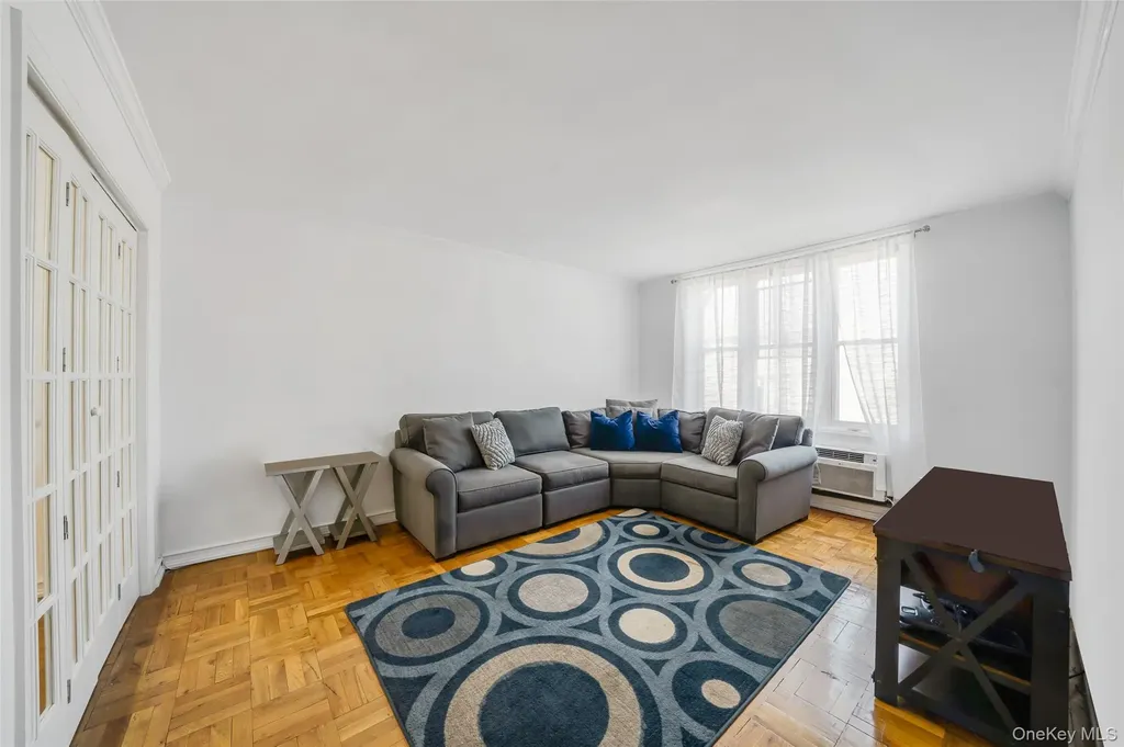 60 Hempstead Avenue Lynbrook NY 11563