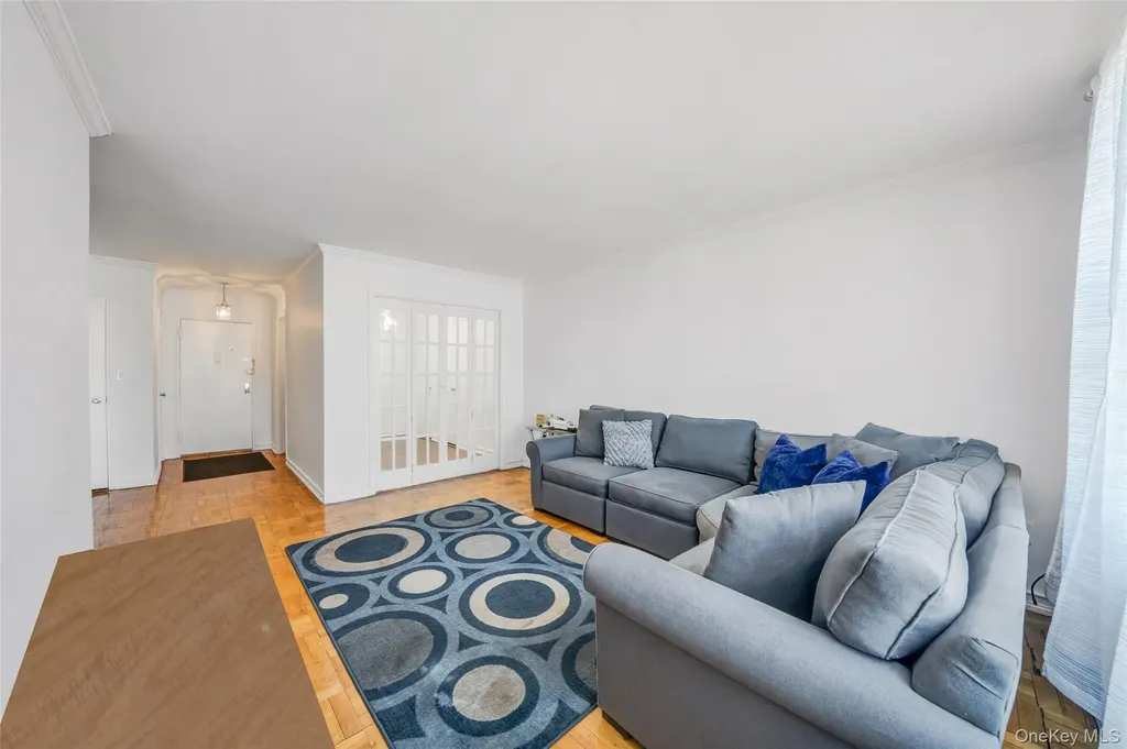 60 Hempstead Avenue Lynbrook NY 11563