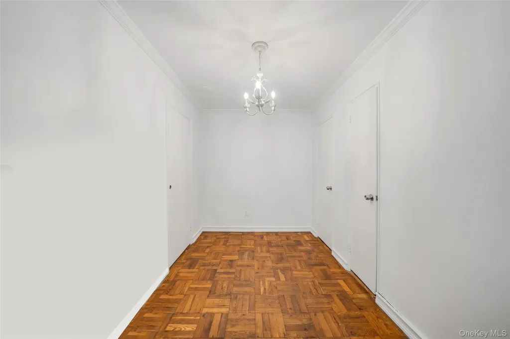 60 Hempstead Avenue Lynbrook NY 11563