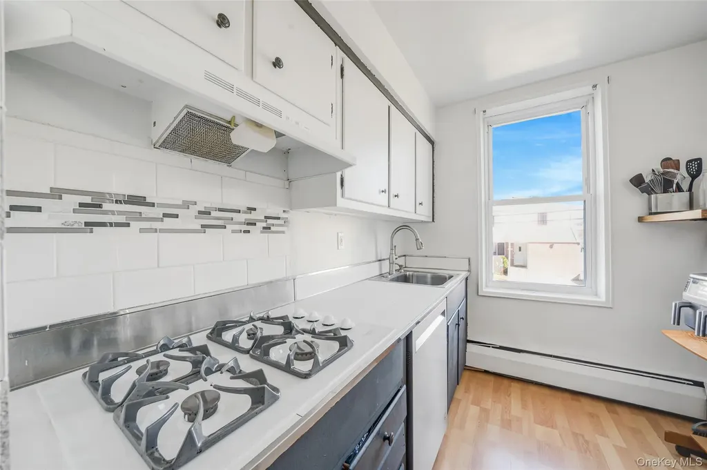 60 Hempstead Avenue Lynbrook NY 11563