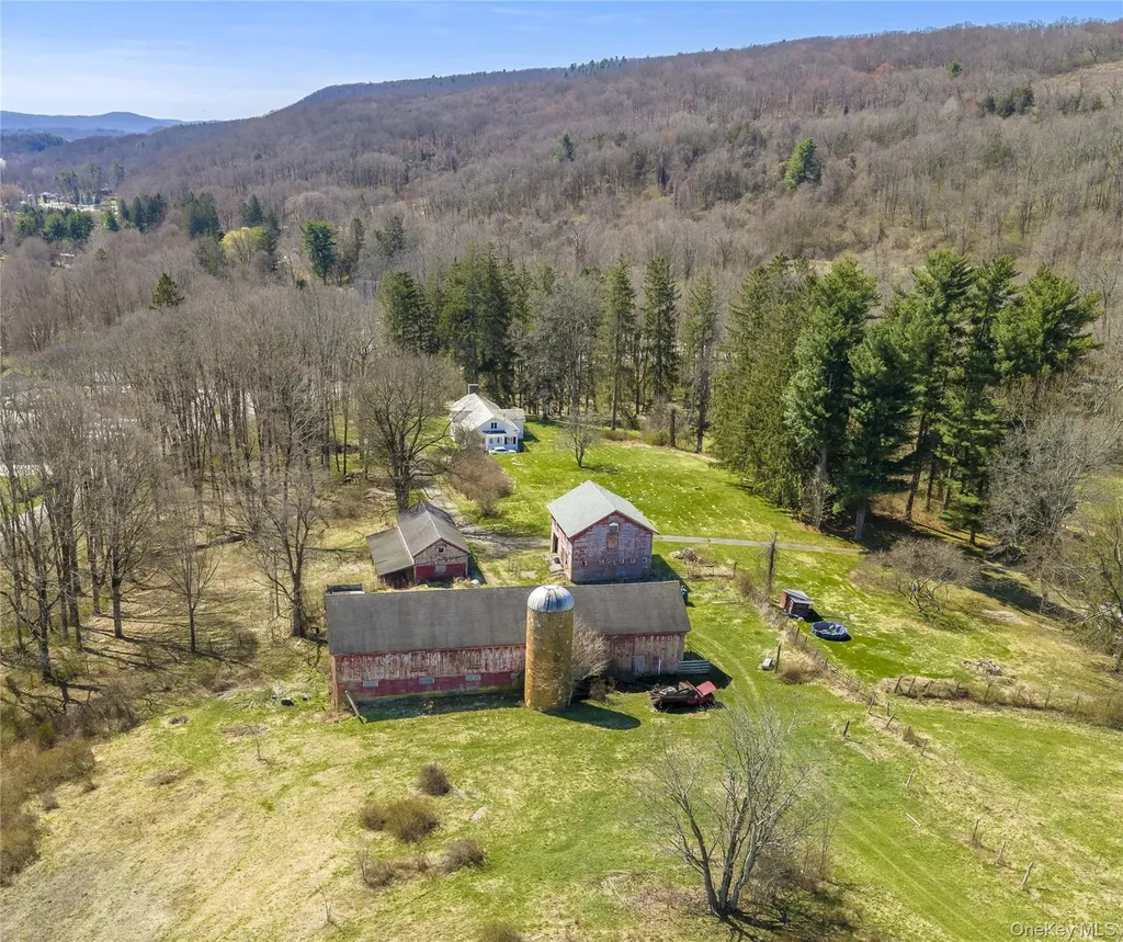 21-23 Tinker Town Road Dover Plains NY 12522