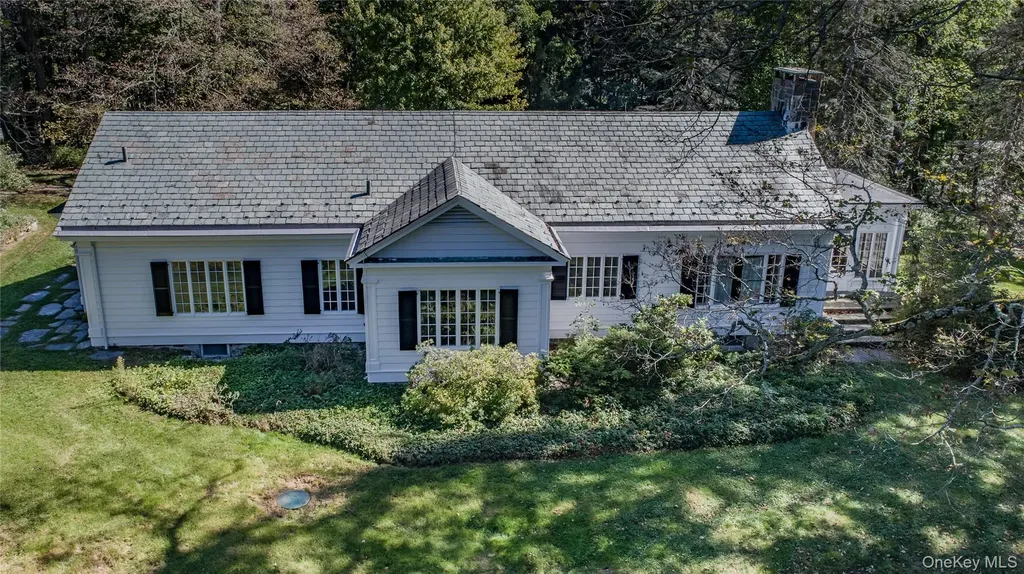 21-23 Tinker Town Road Dover Plains NY 12522