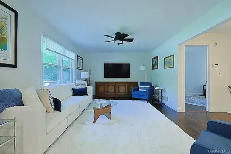 17 N Brook Road Larchmont NY 10538