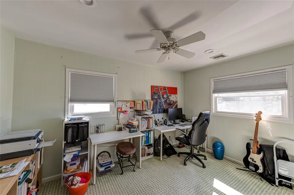 35 Circle Drive Syosset NY 11791