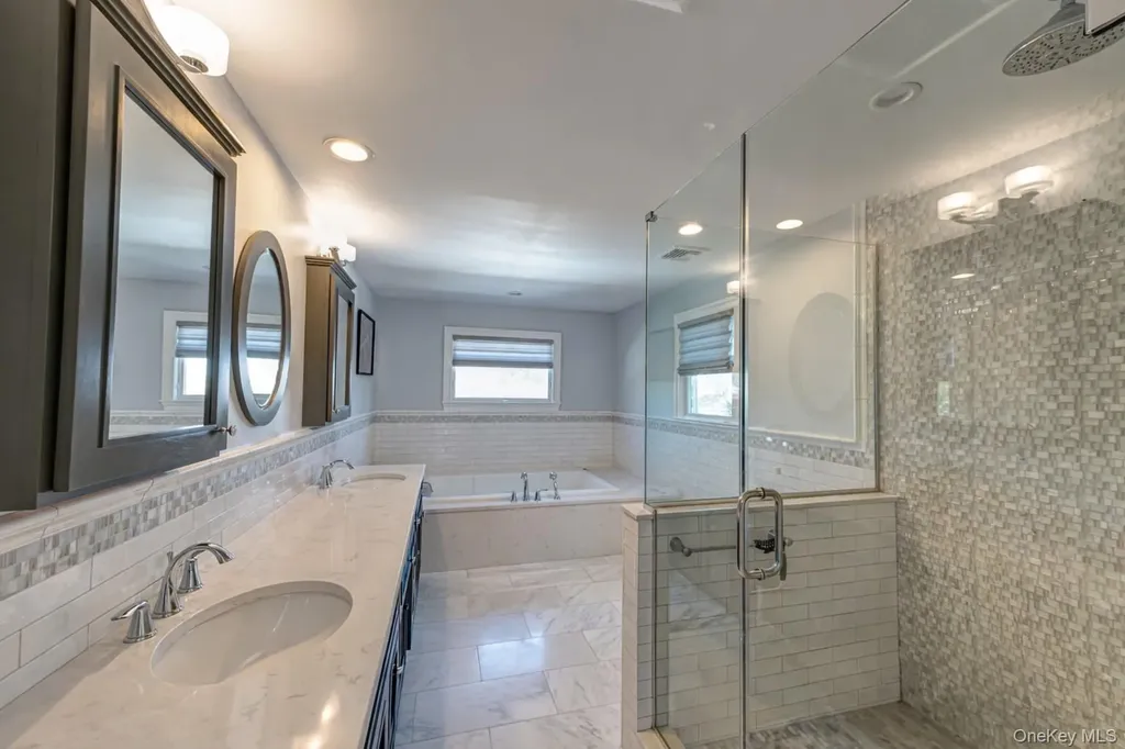 35 Circle Drive Syosset NY 11791