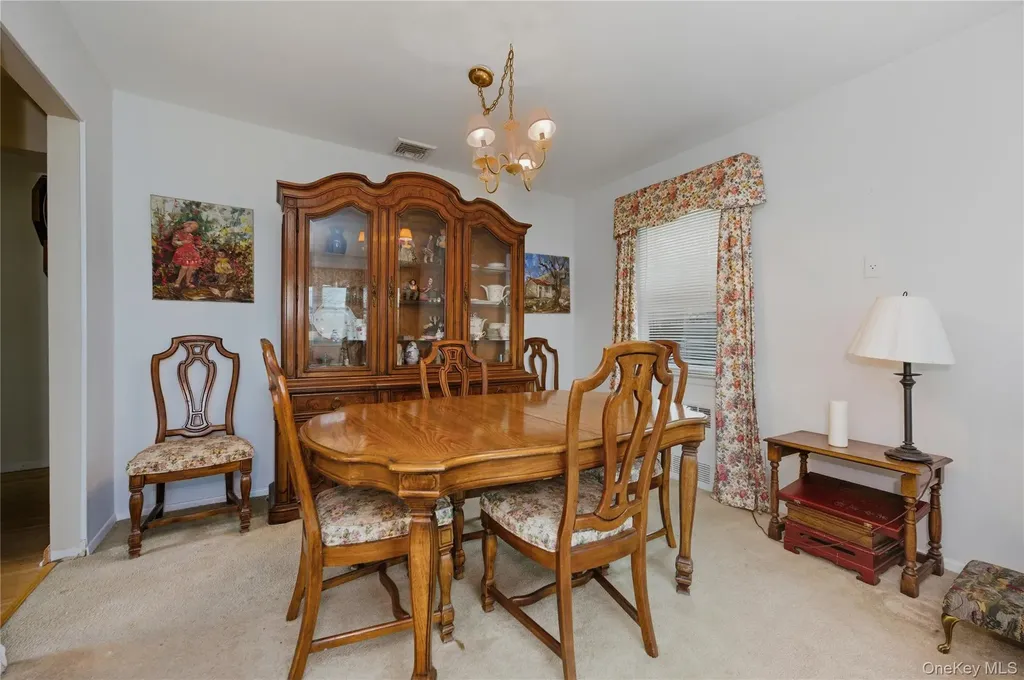 3292 Murdock Avenue Oceanside NY 11572