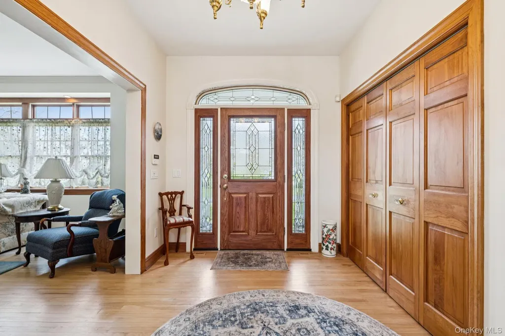 1115 White Eagle Drive Laurel NY 11948