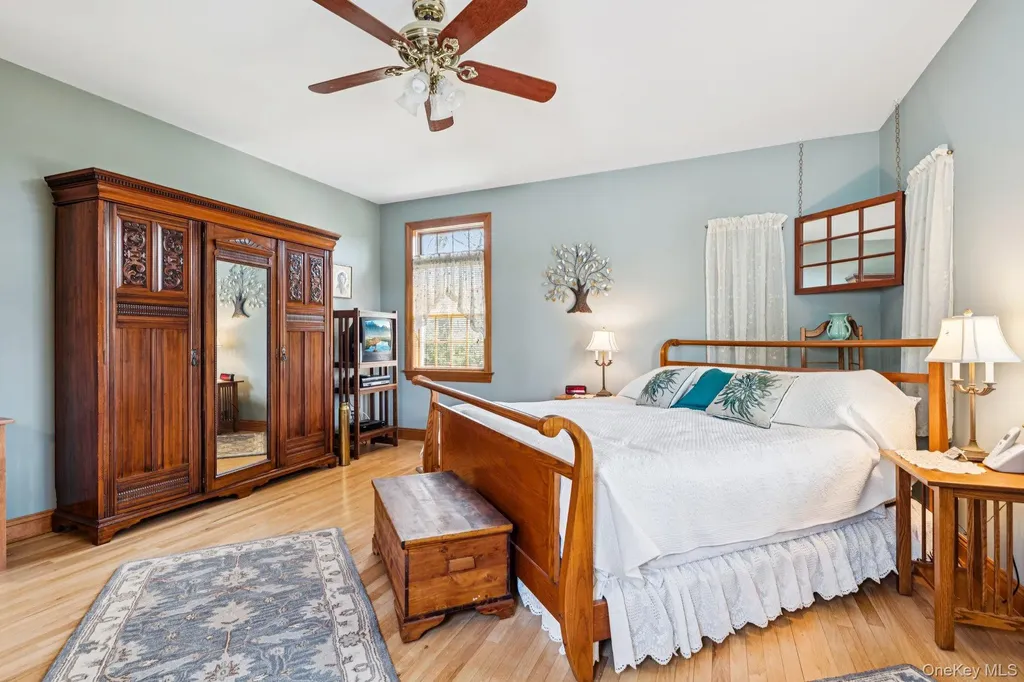 1115 White Eagle Drive Laurel NY 11948
