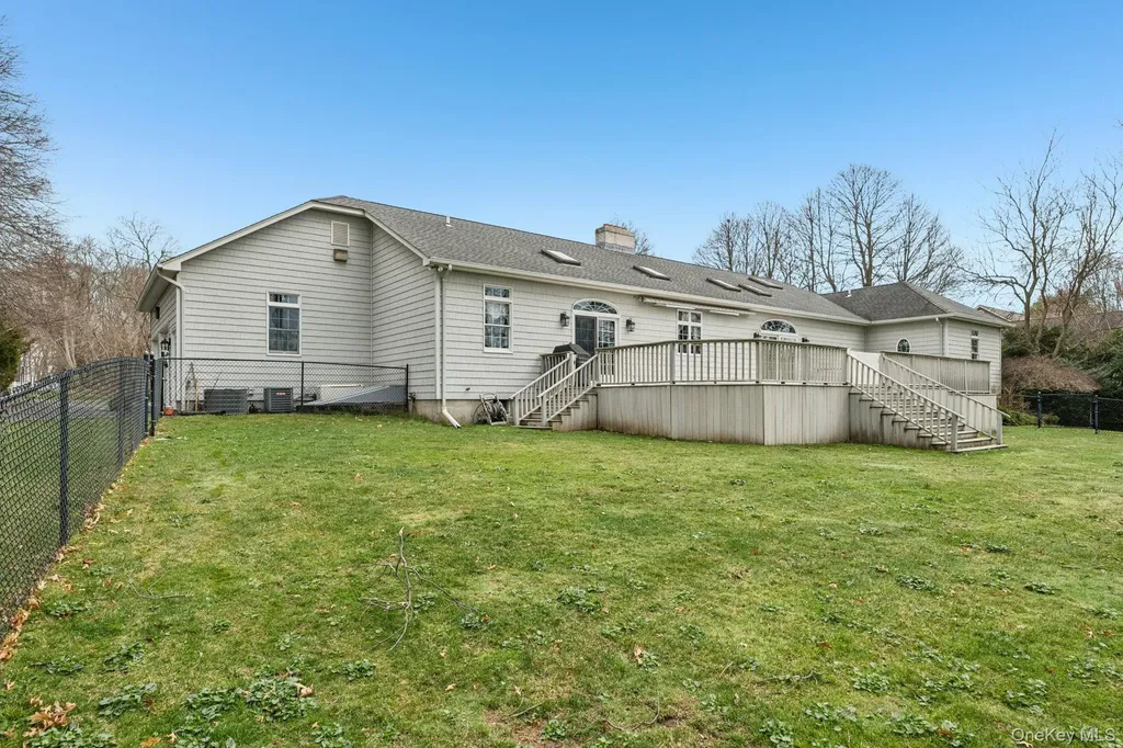 1115 White Eagle Drive Laurel NY 11948