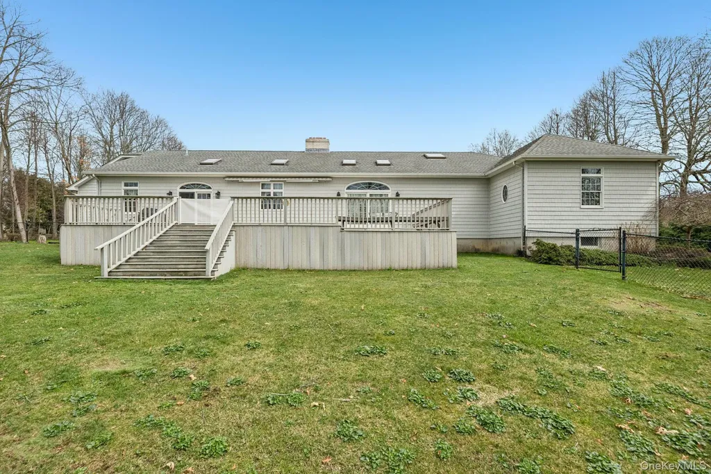 1115 White Eagle Drive Laurel NY 11948