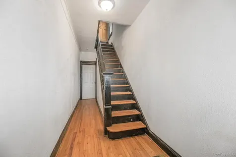 13 Beach Street Mount Vernon NY 10550