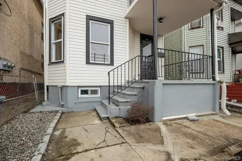 13 Beach Street Mount Vernon NY 10550