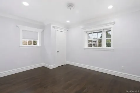 171 Oakfield Avenue Dix Hills NY 11746