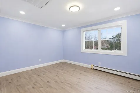 171 Oakfield Avenue Dix Hills NY 11746