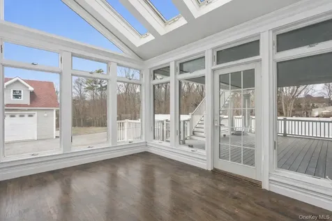 171 Oakfield Avenue Dix Hills NY 11746