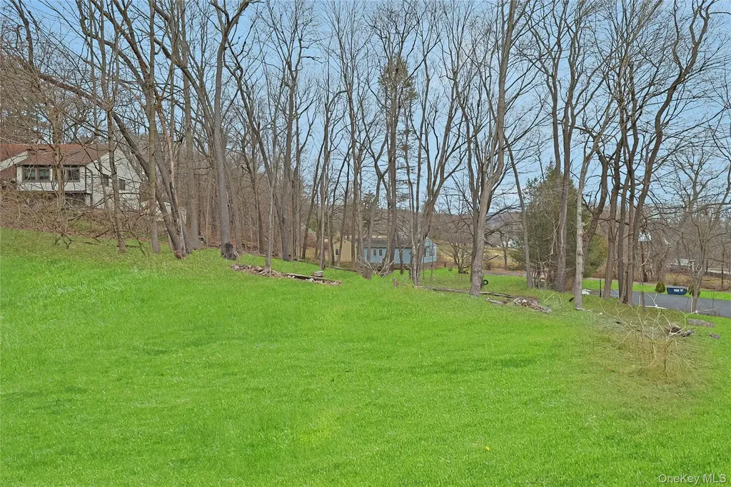 381 Route 32 Central Valley NY 10917