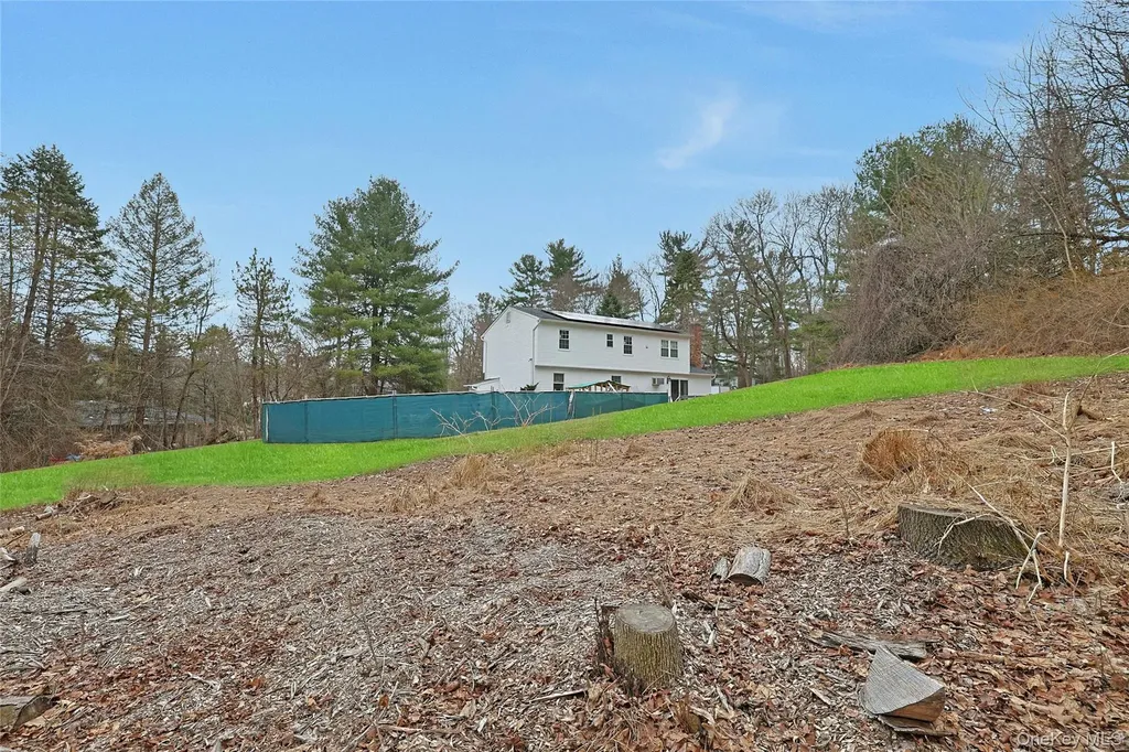 381 Route 32 Central Valley NY 10917