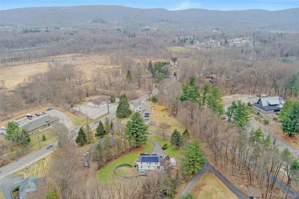 381 Route 32 Central Valley NY 10917