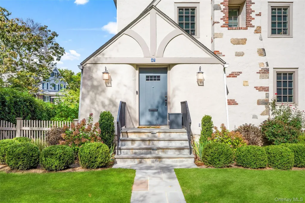 47 Pine Brook Drive Larchmont NY 10538