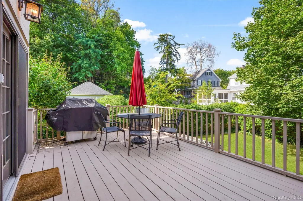47 Pine Brook Drive Larchmont NY 10538