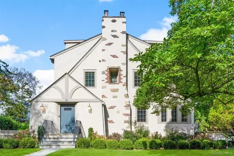 47 Pine Brook Drive Larchmont NY 10538