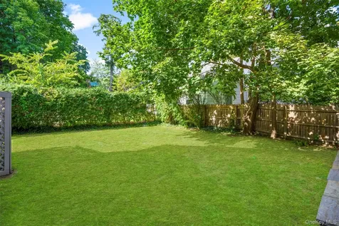 47 Pine Brook Drive Larchmont NY 10538
