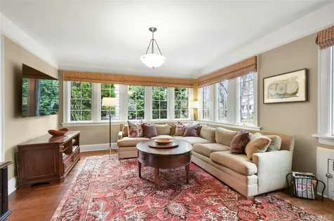 47 Pine Brook Drive Larchmont NY 10538