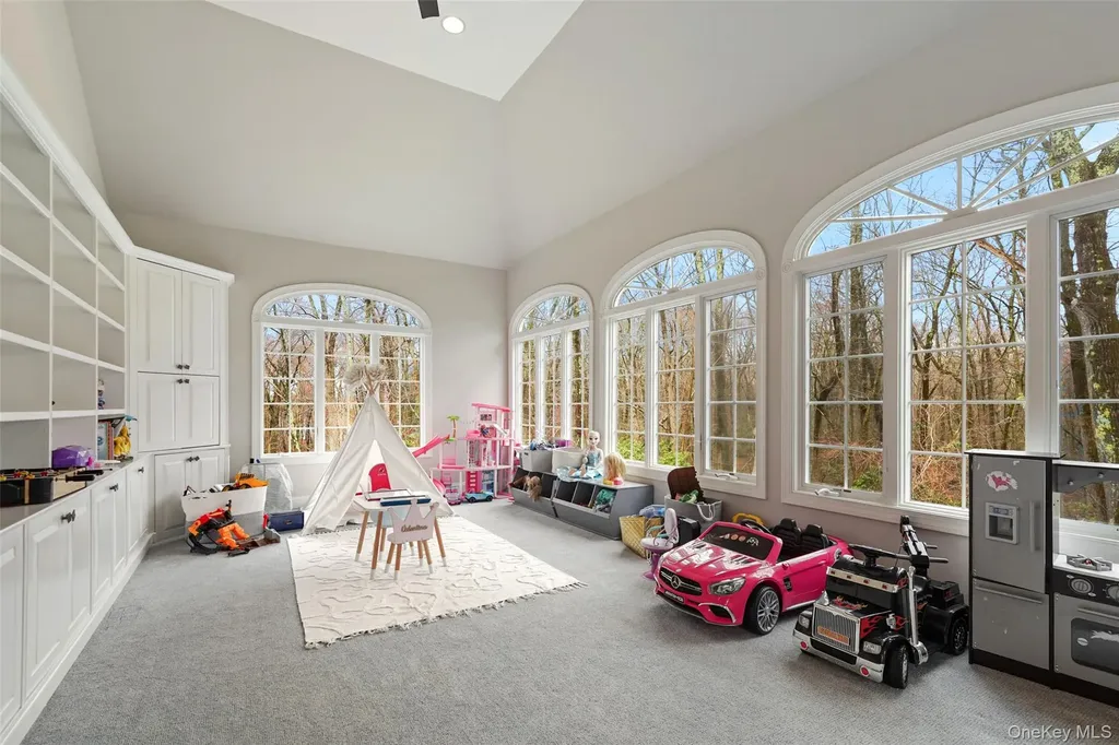 31 Split Rock Road Pound Ridge NY 10576