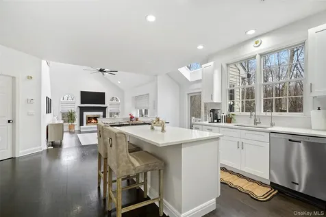 31 Split Rock Road Pound Ridge NY 10576