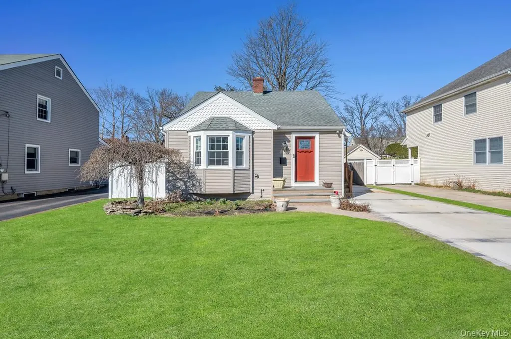 2478 Loft Avenue Baldwin NY 11510
