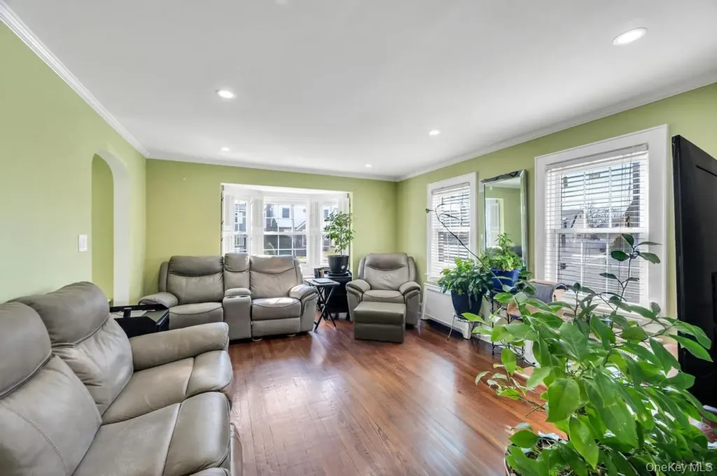 2478 Loft Avenue Baldwin NY 11510