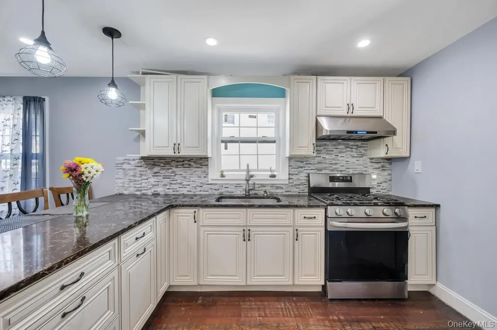 2478 Loft Avenue Baldwin NY 11510