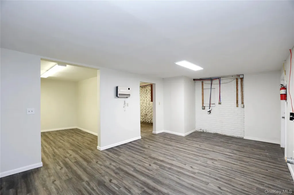 14311 9w Call Listing Agent NY 12124