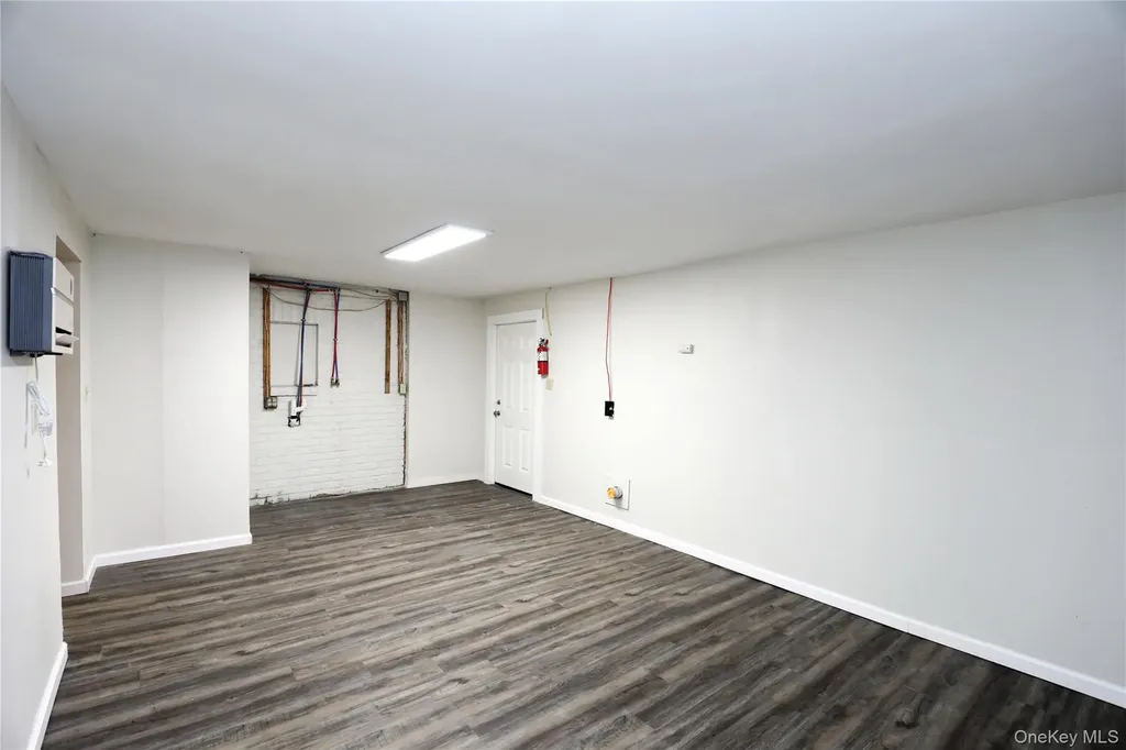 14311 9w Call Listing Agent NY 12124