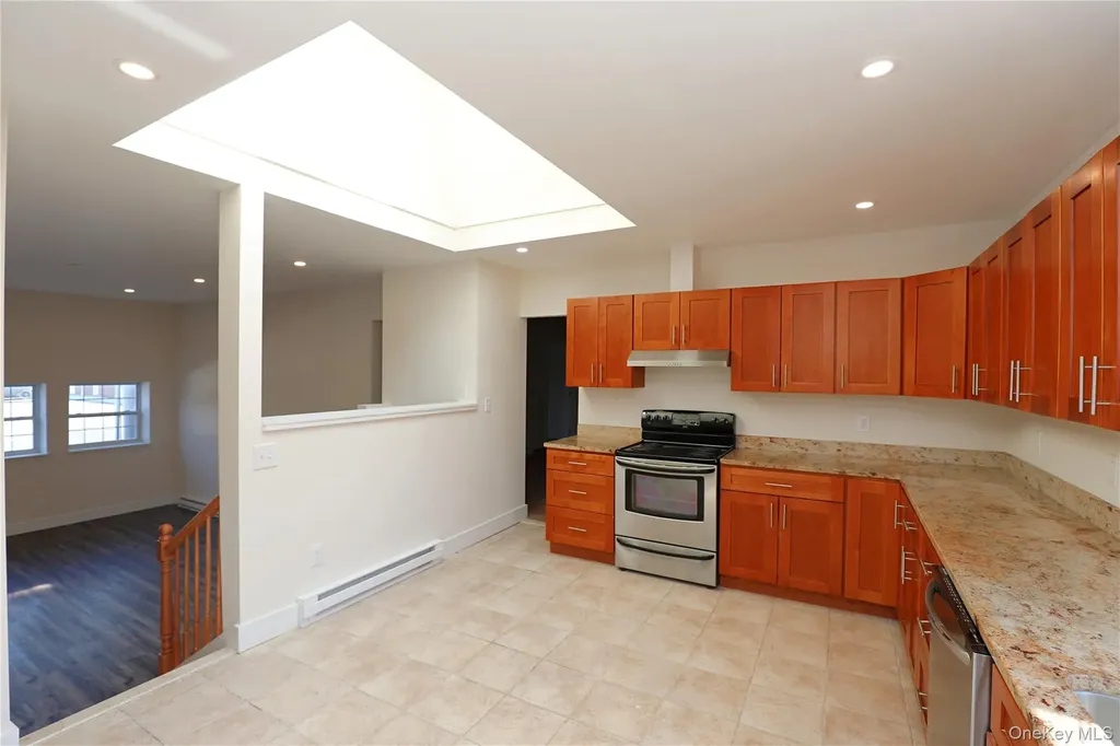 14311 9w Call Listing Agent NY 12124