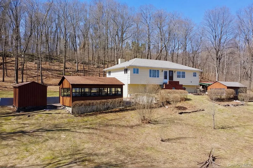 6339-6347 Route 32 Catskill NY 12414