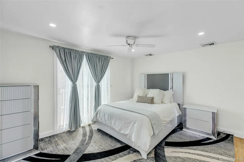 35 Grant Boulevard Hampton Bays NY 11946